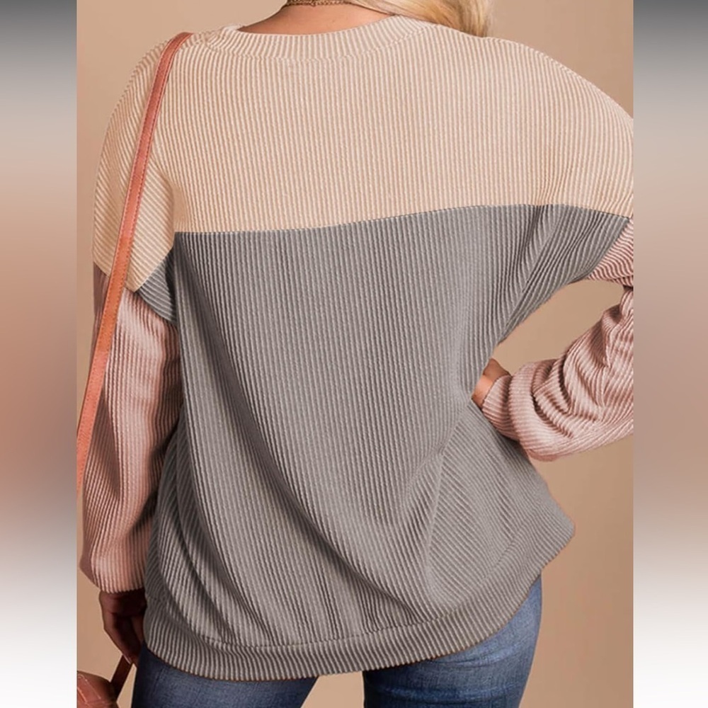 Colorblock Ribbed Sweater - Picture 2 of 3